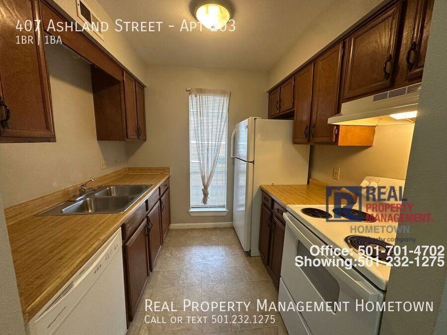 407 Ashland St #203 - Photo 7 of 13