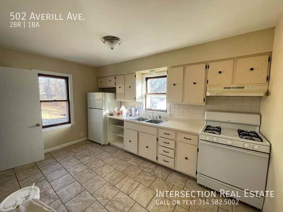 502 Averill Ave - Photo 7 of 18