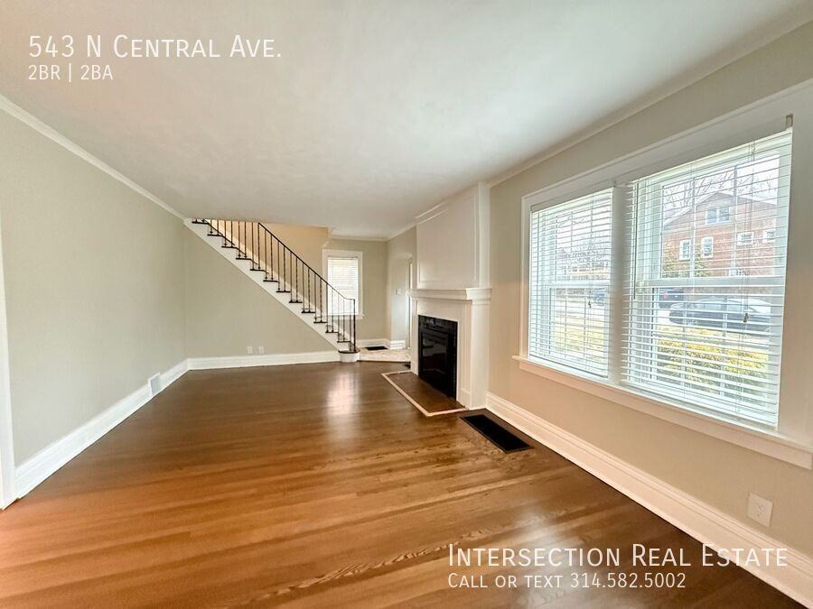 543 N Central Ave - Photo 4 of 25