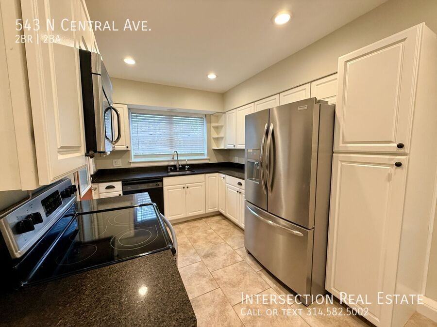 543 N Central Ave - Photo 7 of 25