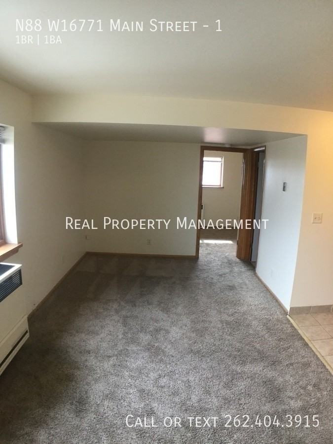 N88W16771 Main St #1 - Photo 5 of 8