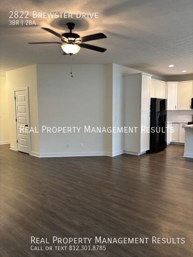 2822 Brewster Dr - Photo 3 of 17