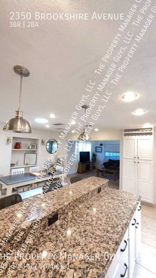 2350 Brookshire Ave - Photo 7 of 25