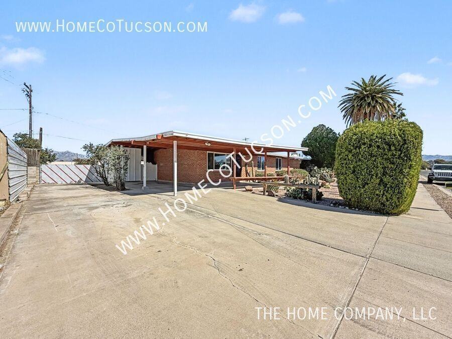 6225 E Calle Aurora - Photo 4 of 35