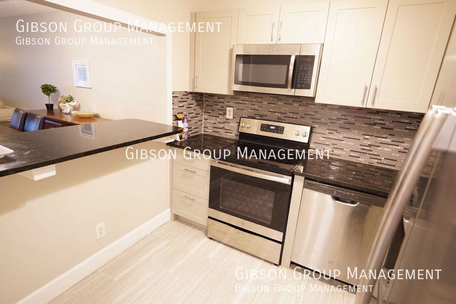 3000 E Sunrise Lakes Dr #123 - Photo 5 of 21