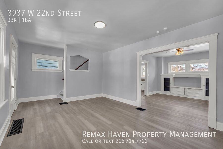 3937 W 22nd St - Photo 5 of 27