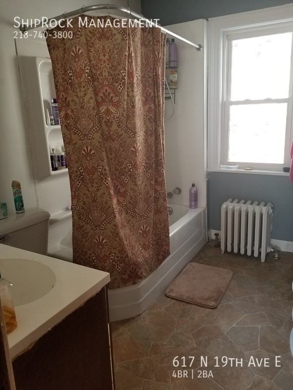 617 N 19th Ave E - Photo 7 of 12