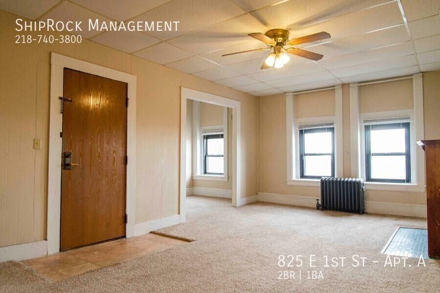 825 E 1st St #A - Photo 2 of 8