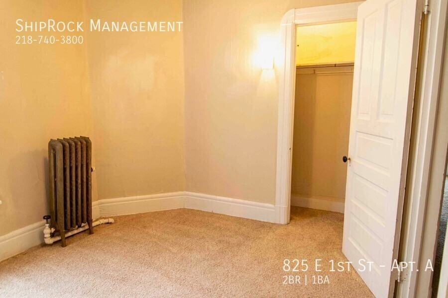 825 E 1st St #A - Photo 7 of 8