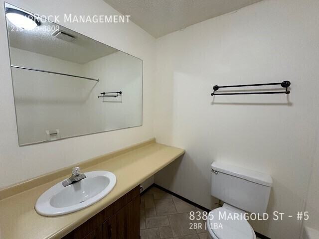 8385 Marigold St #5 - Photo 6 of 13