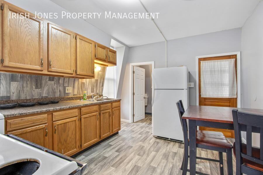 25 Marshall Ave - Photo 2 of 15