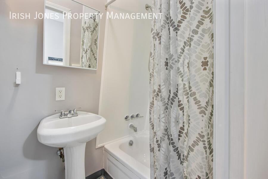 25 Marshall Ave - Photo 6 of 15