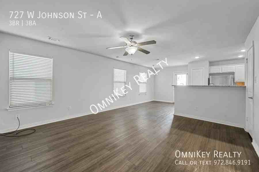 727 W Johnson St #A - Photo 3 of 21