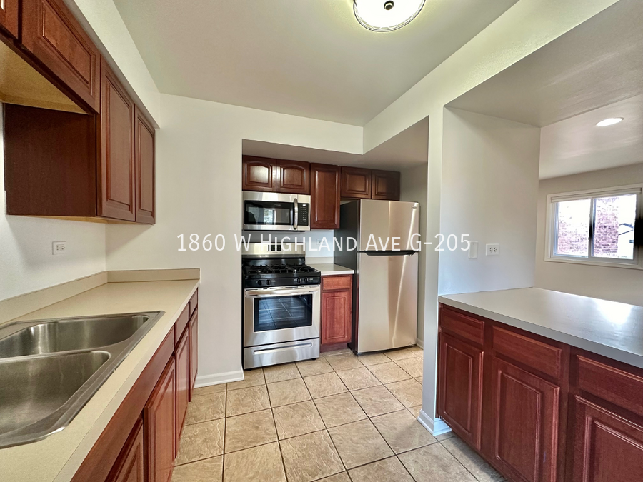 1860 W Highland Ave - Photo 3 of 7