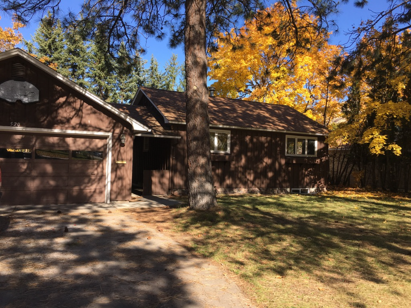 520 South Ave E - Photo 3 of 15