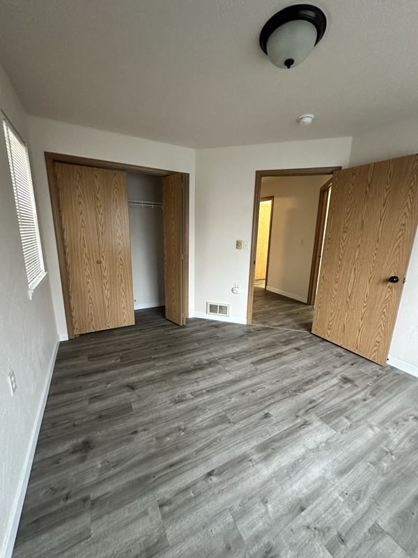 37 Appleway Dr #3 - Photo 4 of 10