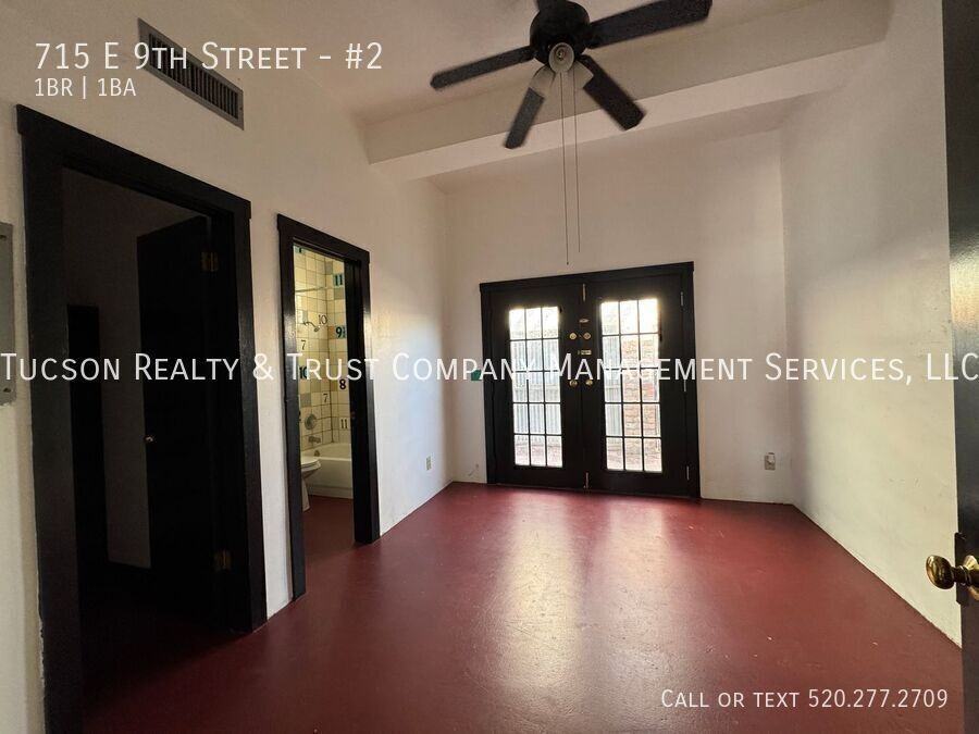 715 E 9th St #2 - Photo 7 of 9