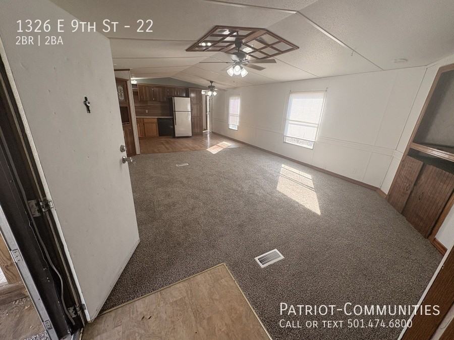 1326 E 9th St #22 - Photo 3 of 14