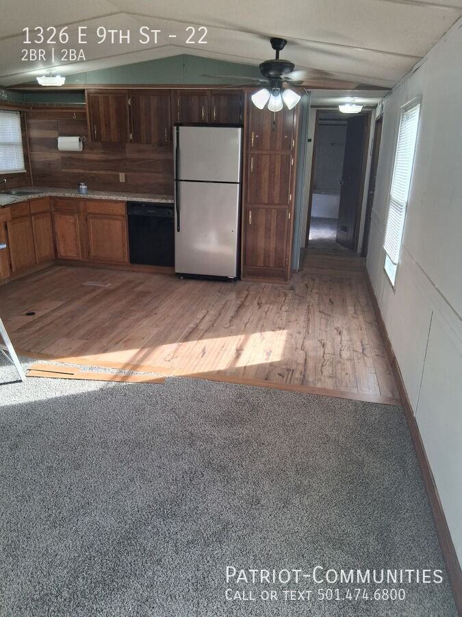 1326 E 9th St #22 - Photo 5 of 14