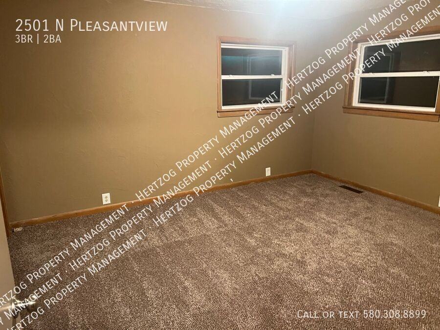 2501 N Pleasant View Rd - Photo 7 of 15