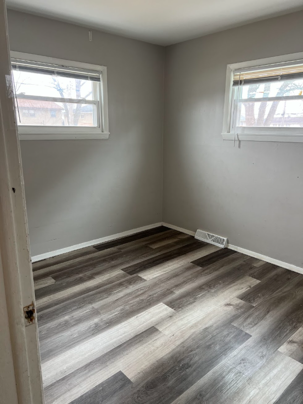 6046 N 61st St #1 - Photo 4 of 6