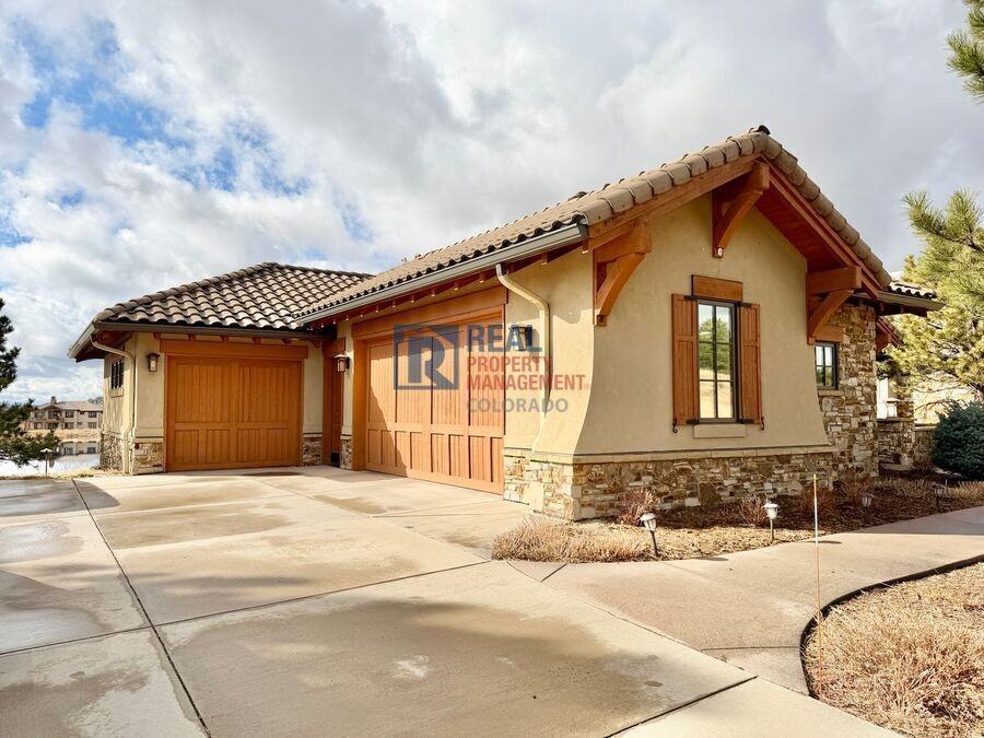 8717 Eagle Moon Way - Photo 2 of 31