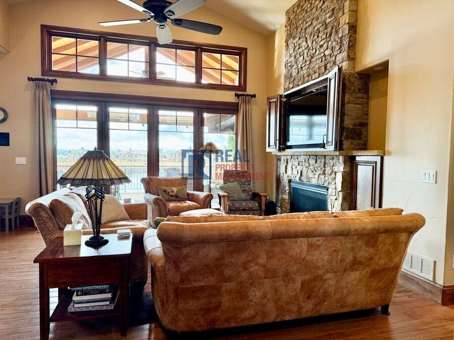 8717 Eagle Moon Way - Photo 4 of 31