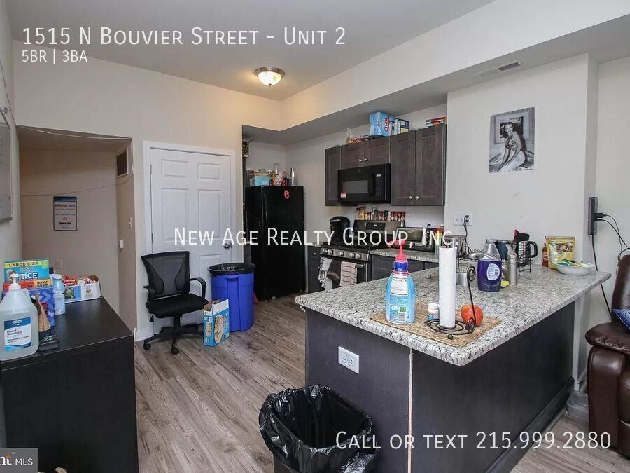 1515 N Bouvier St #2 - Photo 4 of 23