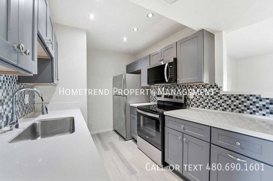 729 W Coolidge St #203 - Photo 5 of 32