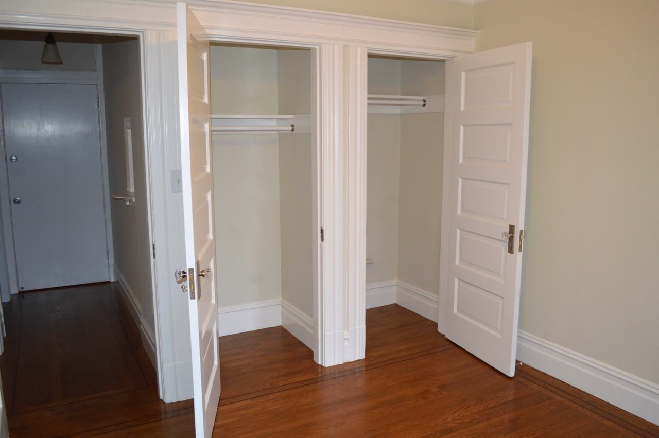 2156 Market St #4C - Photo 5 of 12