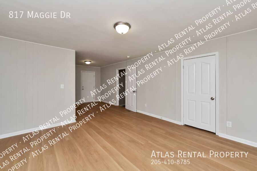 817 Maggie Dr - Photo 5 of 19