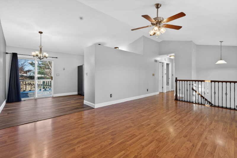 720 Tobermory Ct - Photo 5 of 22