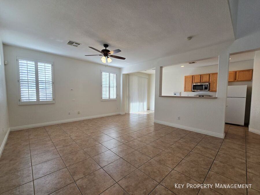 6291 Dollar Bill Ct - Photo 6 of 34