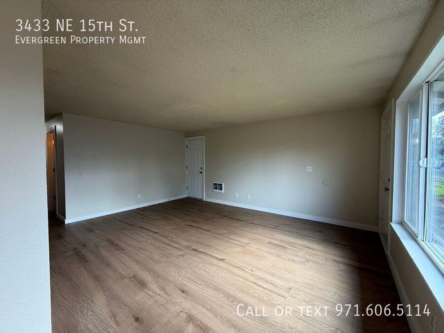 3433 Ne 15th St - Photo 6 of 32
