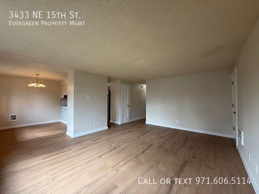 3433 Ne 15th St - Photo 7 of 32