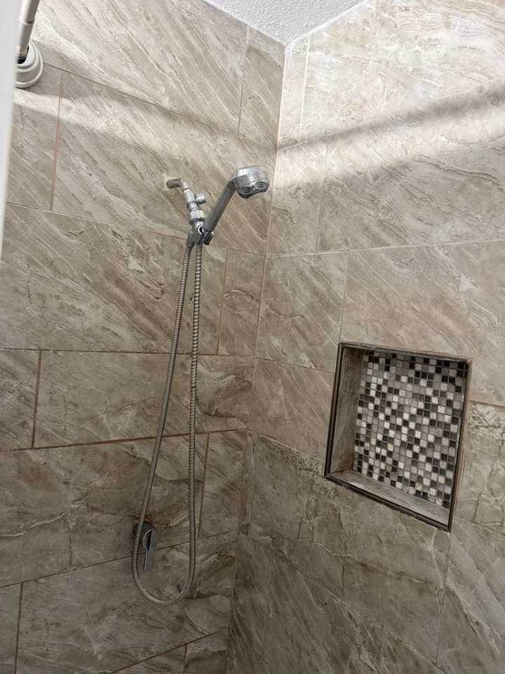 1133 Iowa Ave - Photo 4 of 16