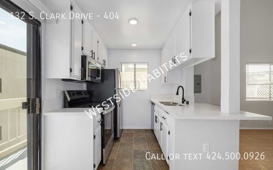 132 S Clark Dr #404 - Photo 4 of 18