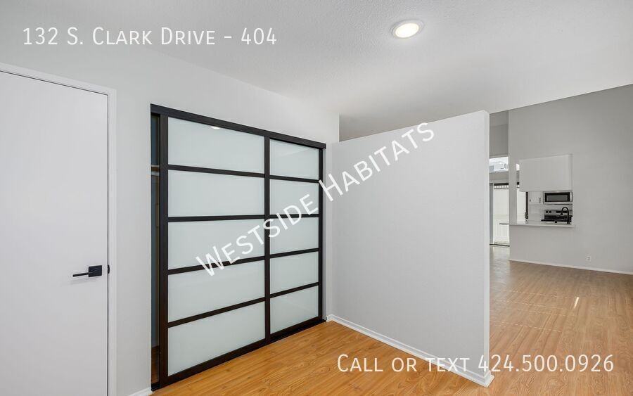 132 S Clark Dr #404 - Photo 7 of 18