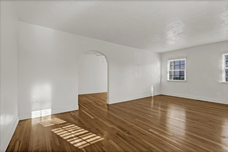 1511 Middleton St - Photo 4 of 22