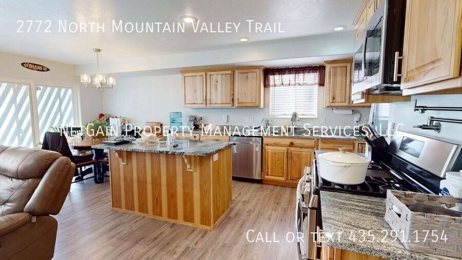 2772 N Mountain Valley Trl - Photo 3 of 25