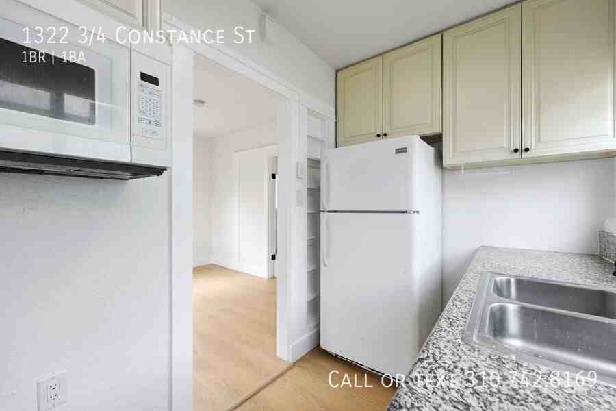 1322 3/4 Constance St - Photo 2 of 17