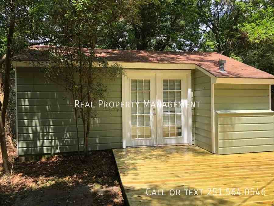 335 Azalea Cir W - Photo 4 of 17