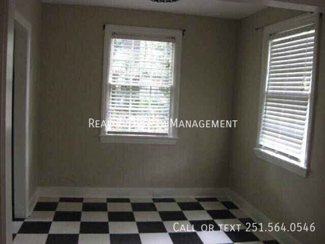 335 Azalea Cir W - Photo 6 of 17