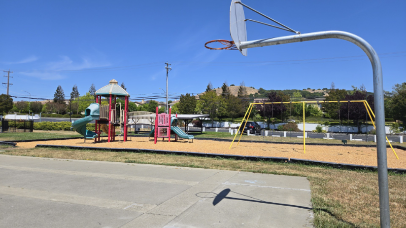 2525 Flosden Rd #4-16-40 - Photo 4 of 5