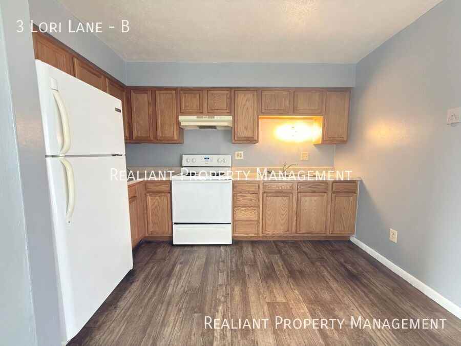 3 Lori Ln #B - Photo 4 of 11