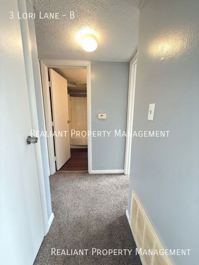 3 Lori Ln #B - Photo 5 of 11