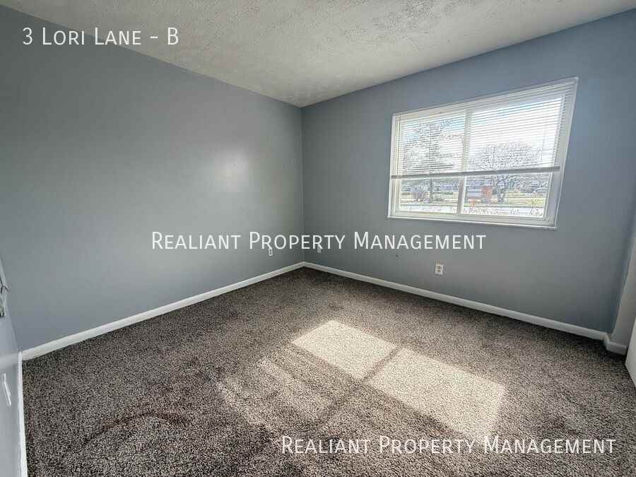 3 Lori Ln #B - Photo 6 of 11