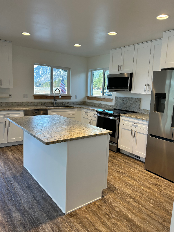 240 Cayuse Ln - Photo 4 of 22