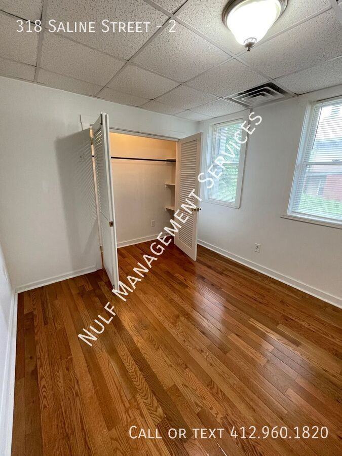318 Saline St #2 - Photo 5 of 7