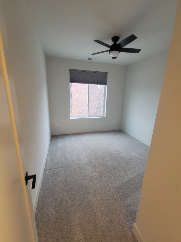 302 W Liberty Dr #304 - Photo 4 of 17